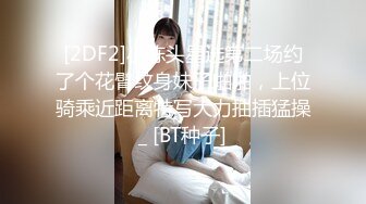  黑丝高跟熟女人妻 舒服吗 嗯 轻点 出水了 穿着紫色战袍偷情小伙 被无套输出