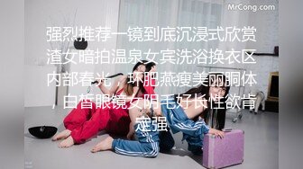 TWAV003.深爱我的巨乳妻子.在后座无限呻吟