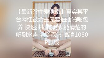   气质风骚黑丝性感人妻，颜值不错露脸跟大哥啪啪，活超棒让大哥玩逼吃奶子