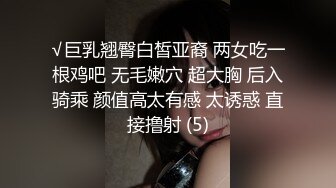 性感白衣牛仔裤妹子啪啪，舔弄上位坐扶腰抽插多种姿势