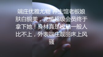 找个极品姐姐用她的骚脚揉搓鸡巴足交