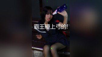 两漂亮伪娘 溅狗来吃鸡吧 不许吐出来 肥仔拷着手被两大吊伪娘前后夹击操的好舒坦 小鸡鸡撸射了