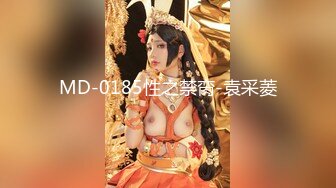 【新片速遞】  【极品骚货❤️性爱流出】推特女神『大婊姐』深情解说每一个淫乱不堪的故事:当着老公面被他朋友无套插入的三人大战 