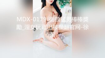 老少恋，极品天然美乳眼镜反差女孩Lily Slutty足交和年龄相差20岁大叔的婚后激情性爱合集【144v】. (62)