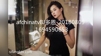 少妇吃黑鸡 这还是人类的吗 这要是操逼还不直接插入子宫 有几个女人受的了